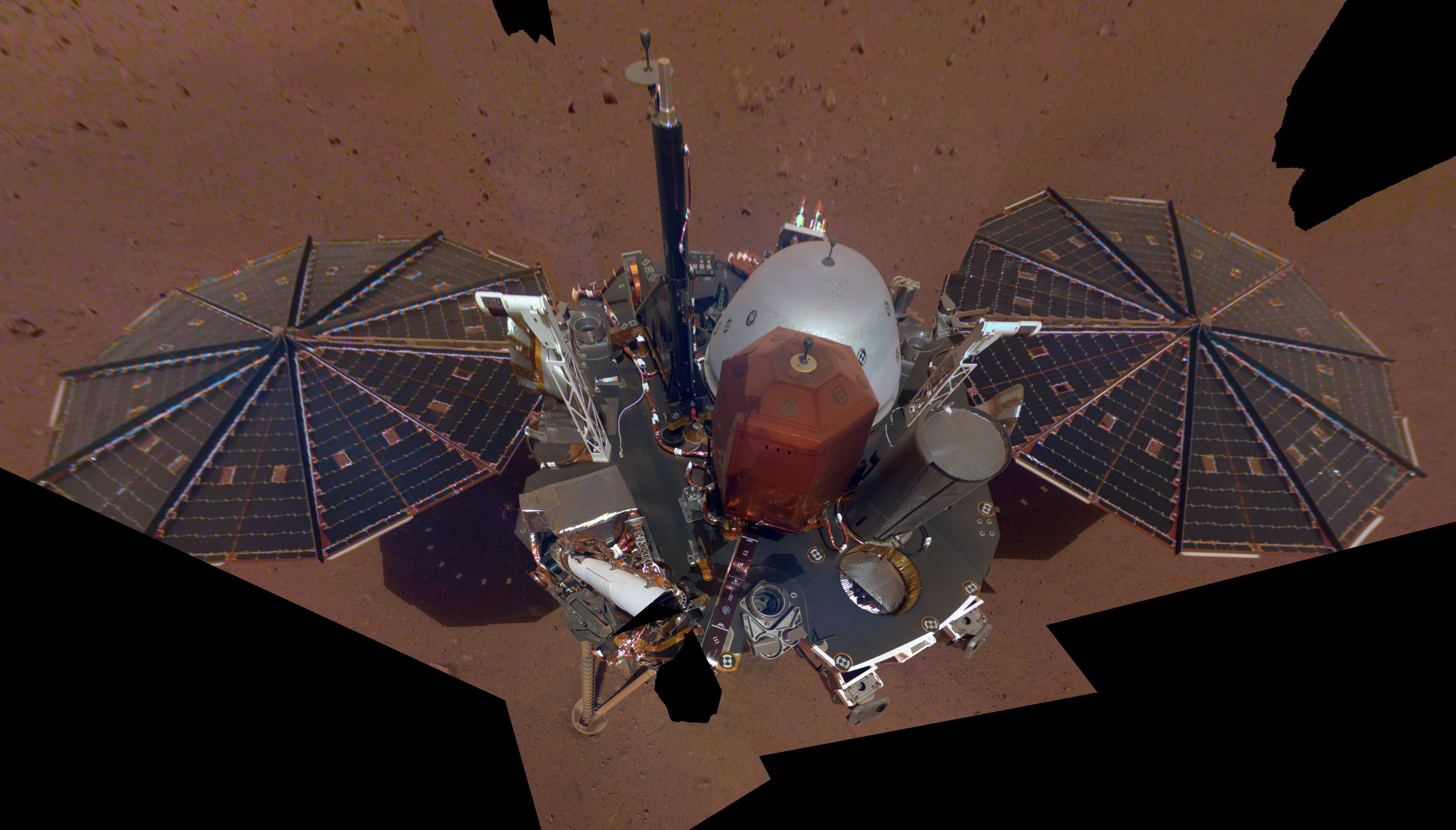 NASA's InSight Lander Takes First Selfie